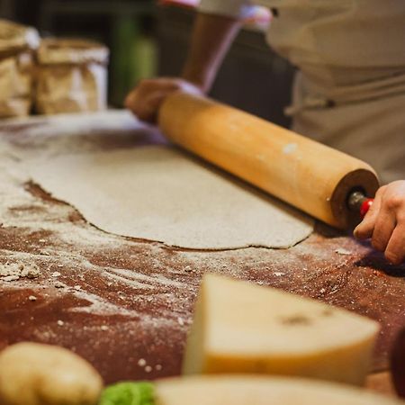 Altavilla Locanda E Tipica Trattoria Bianzone Eksteriør bilde