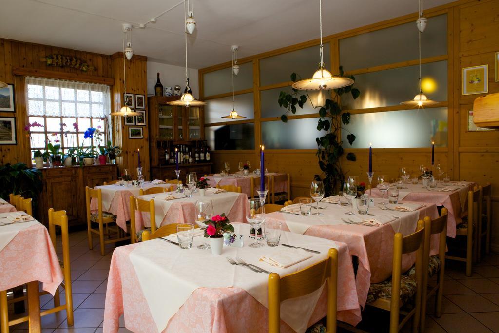 Altavilla Locanda E Tipica Trattoria Bianzone Eksteriør bilde